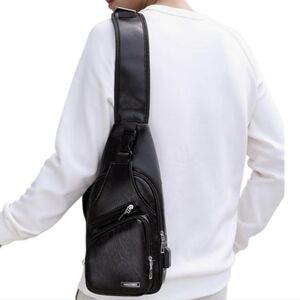 Men's Multi-layer Large Capacity Chest Bag Casual Multi-layer Crossbody Bag